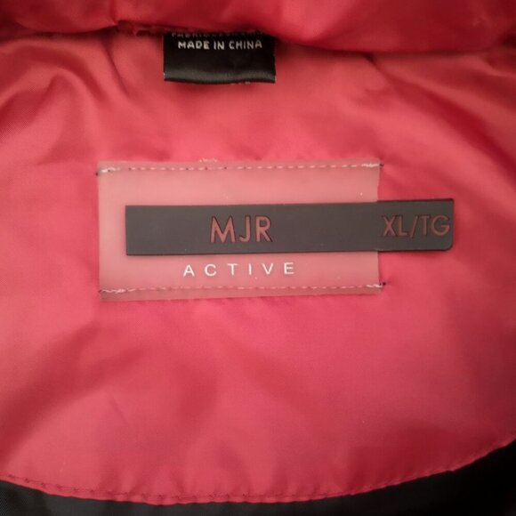 MJR Active Ladies Size XL Faux Fur Trimmed Red Hooded Puffy Vest - Picture 3 of 12